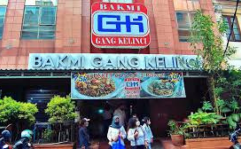 Jelajahi Sehari di Pasar Baru: Dari Es Krim Ragusa Legendaris hingga Bakmi Gang Kelinci